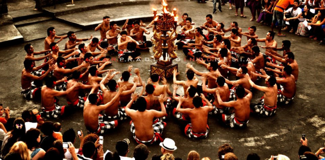 Tourist places in uluwatu