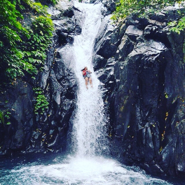 Does it cost a private taxi in pemuteran bali