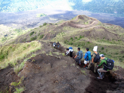 Mountain hiking bali 