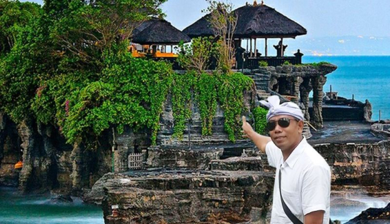 How much should a taxi cost from ubud to tanah lot