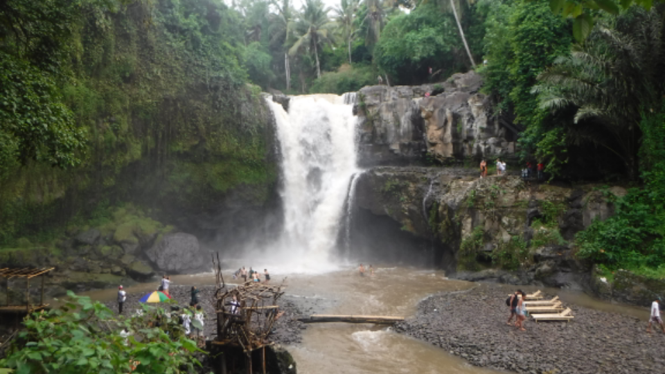 Where is the waterfall in bali 