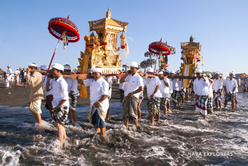 Ubud water palace puri saraswati