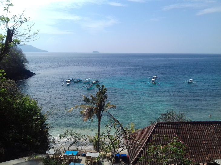 Ubud transport and tour services drop to padang bai bali