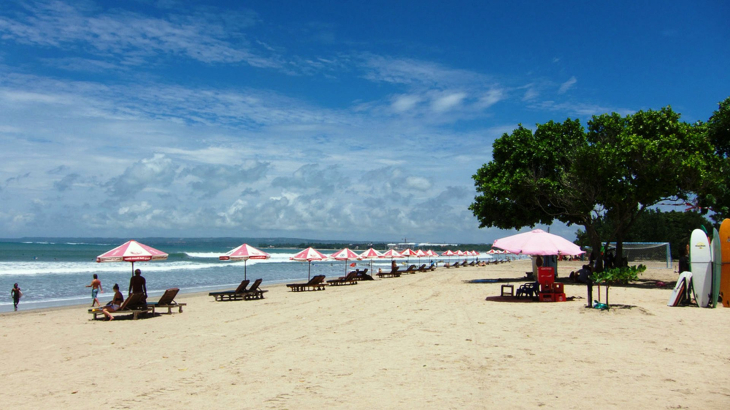 What is the cost of a taxi from kuta to sanur
