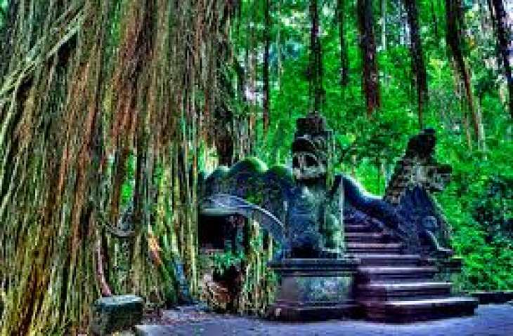 Ubud temple monkey forest