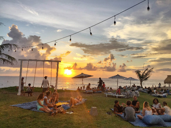 What is the taxi fare in lembongan